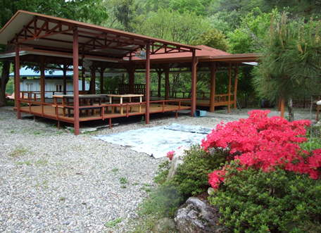 곰바위 산장 